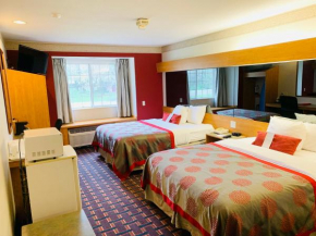Гостиница Ramada Limited and Suites Bloomington  Блумингтон